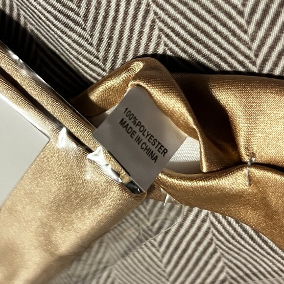 Stars & Strauss Gold Neck Tie and Pocket Square - Picture 9 of 10